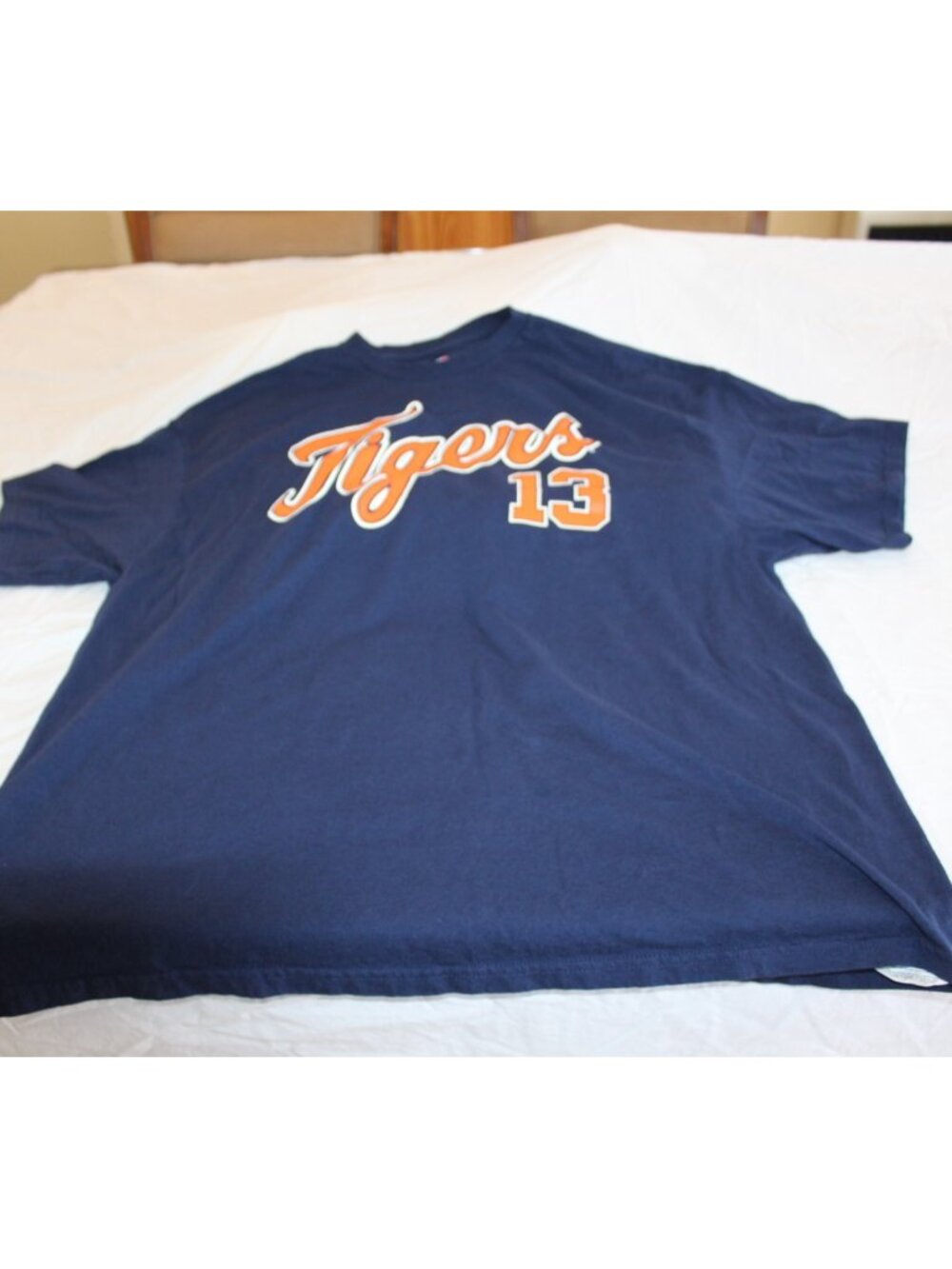 Detroit Tigers T-Shirt #13 Avila Size 2XL Vintage Collectible Baseball Fan Tee